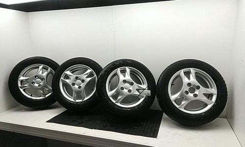 Toyota yaris wheel set - wheel, 2002