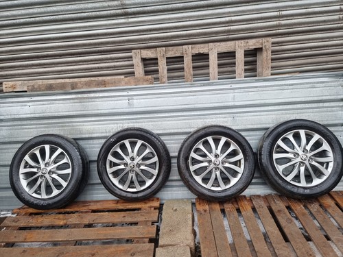 Toyota yaris mk3 - , alloy