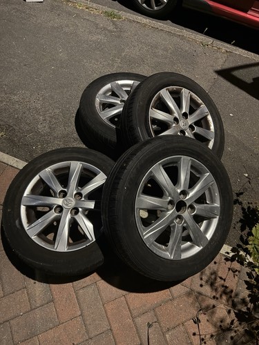 Toyota yaris alloy - toyota, 15”