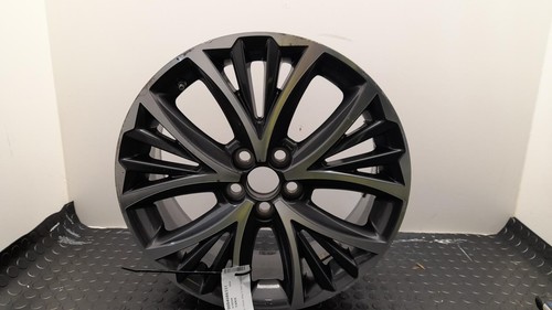 Toyota yaris alloy wheel - alloy,