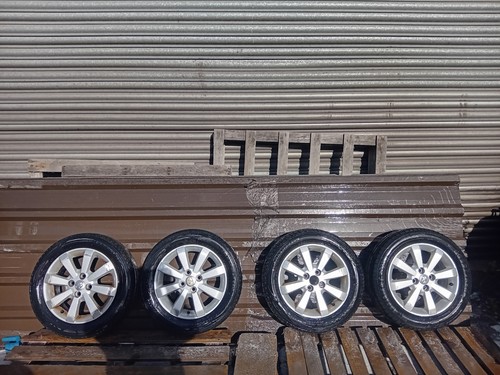 Toyota yaris mk2 2007 - (nlp90),